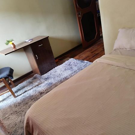 Kathmandu Airport View Hotel And Lodge Экстерьер фото
