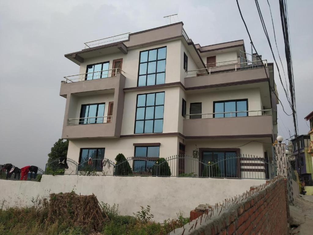 Kathmandu Airport View Hotel And Lodge Экстерьер фото