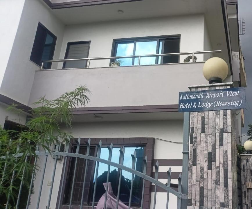 Kathmandu Airport View Hotel And Lodge Экстерьер фото