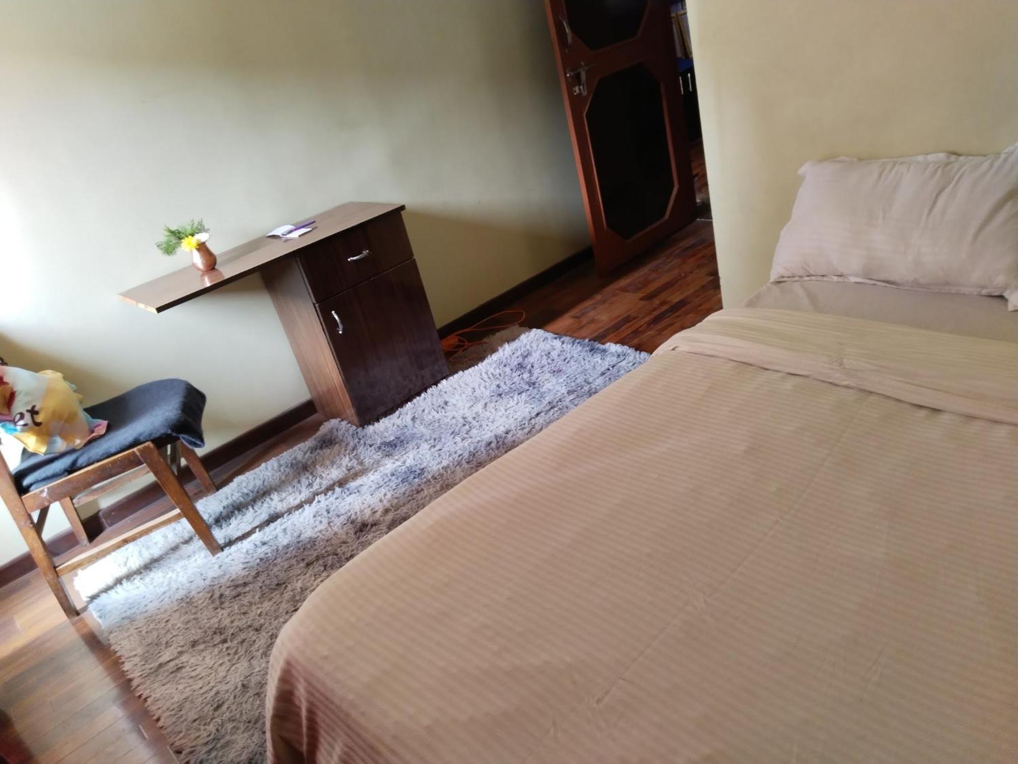 Kathmandu Airport View Hotel And Lodge Экстерьер фото